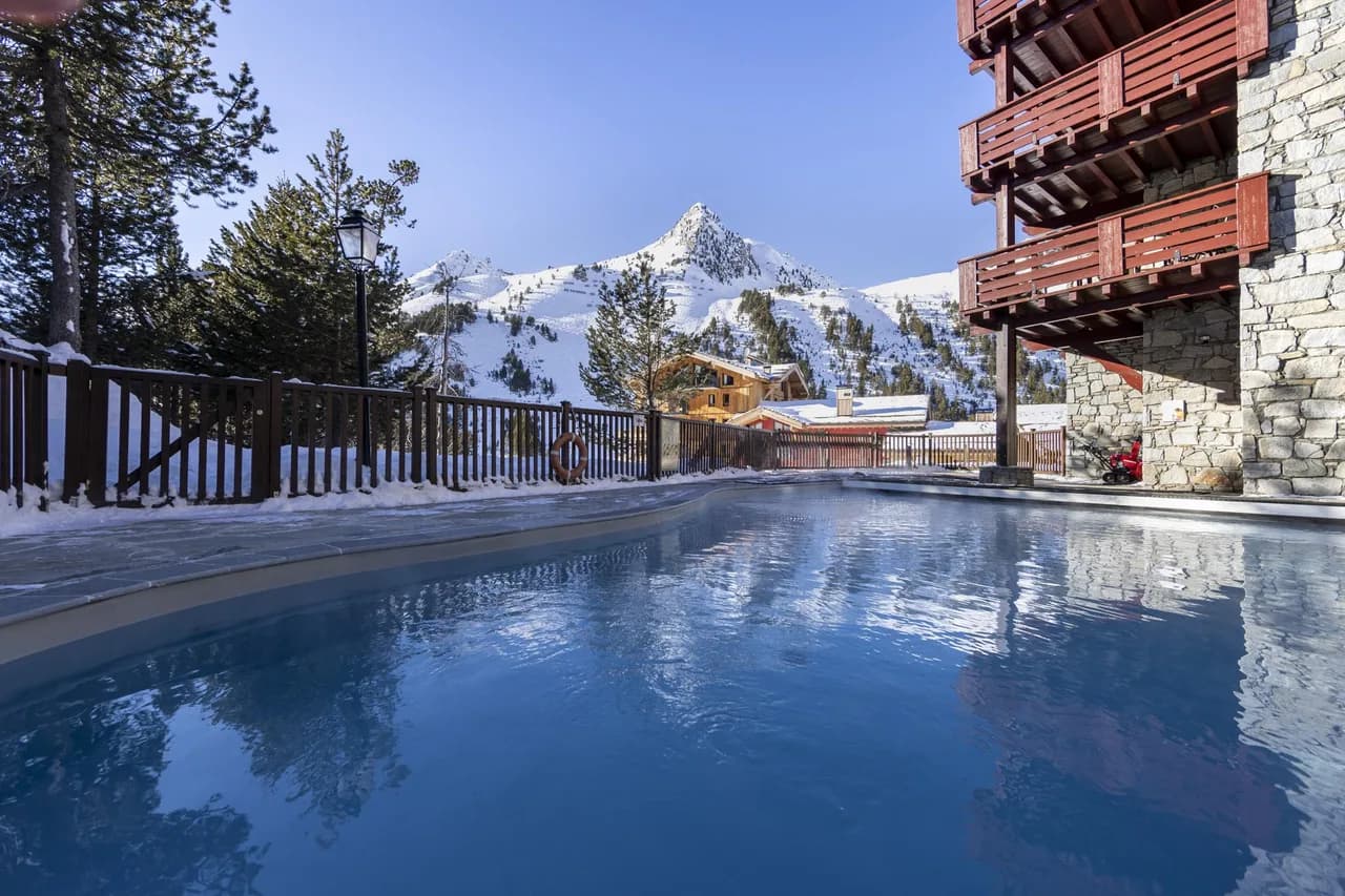 Relaxing Mountain Apartment With Outdoor Pool photo 5