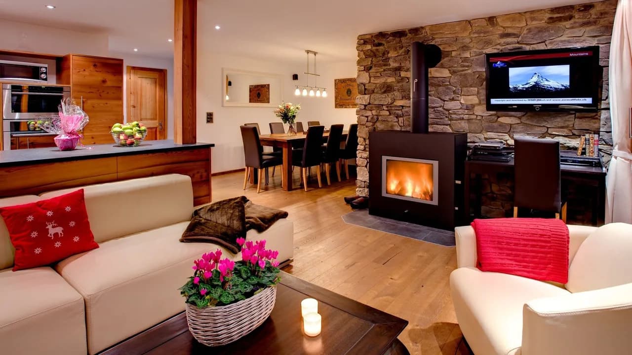 Chalet With Private Hot Tub in Zermatt photo 2