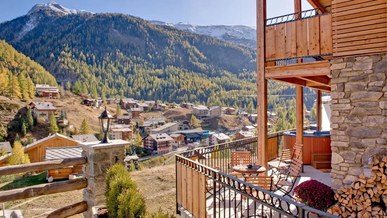 Chalet With Private Hot Tub in Zermatt photo 4
