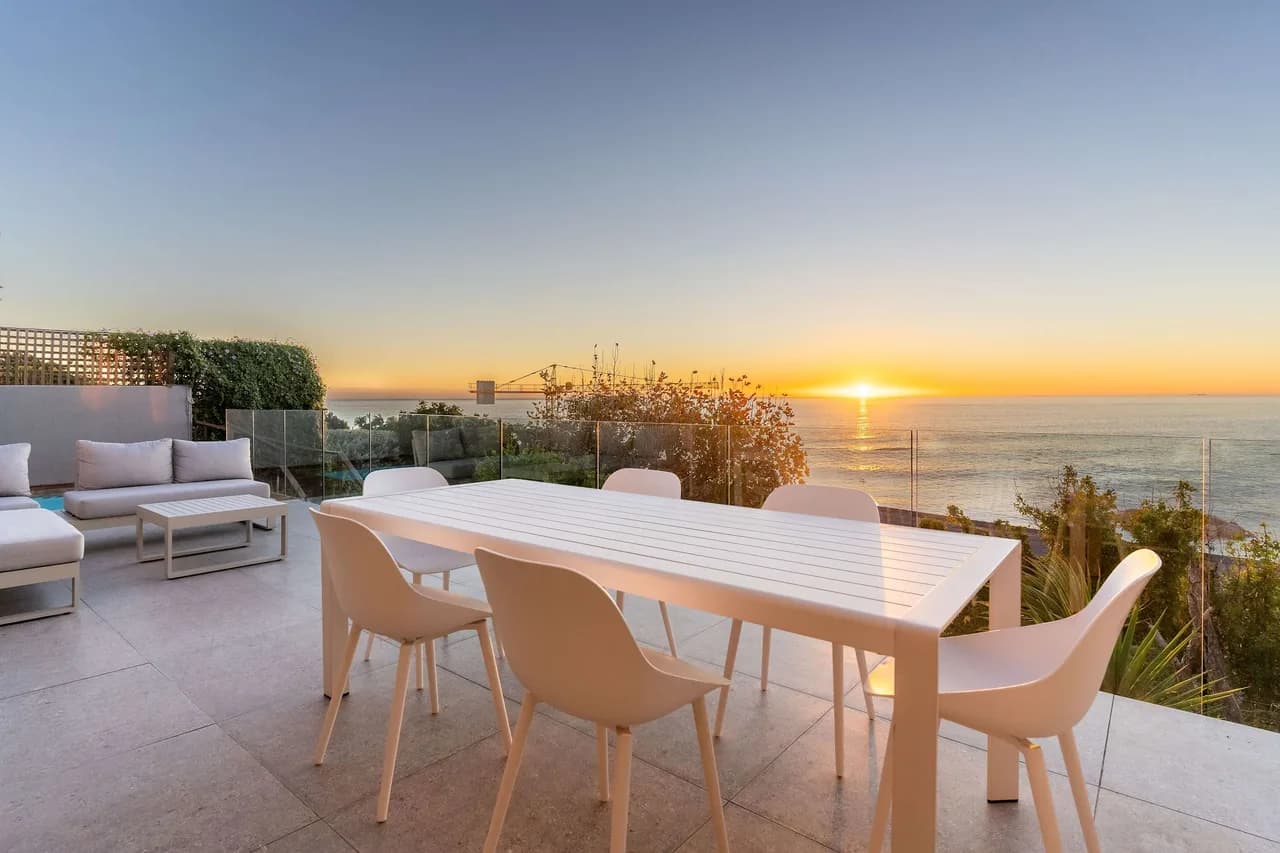 Seaside Terrace Apartment in Camps Bay photo 2