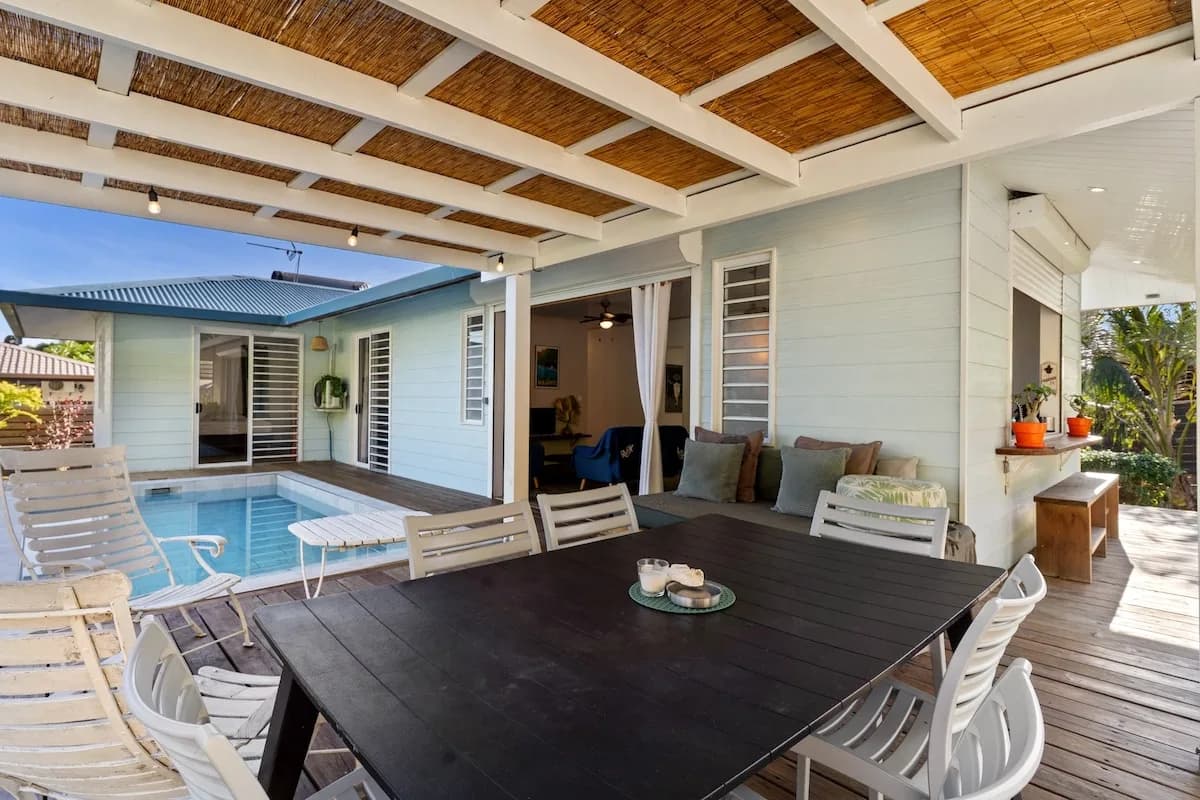 Secluded Poolside Three Bedroom Villa in Moorea photo 5