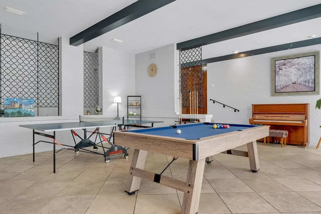 Spacious Four Bedroom Villa in Austin photo 3