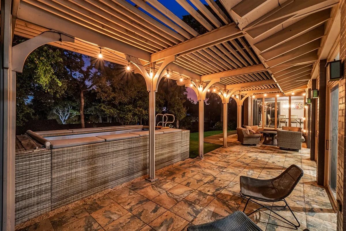 Spacious Four Bedroom Villa in Austin photo 5
