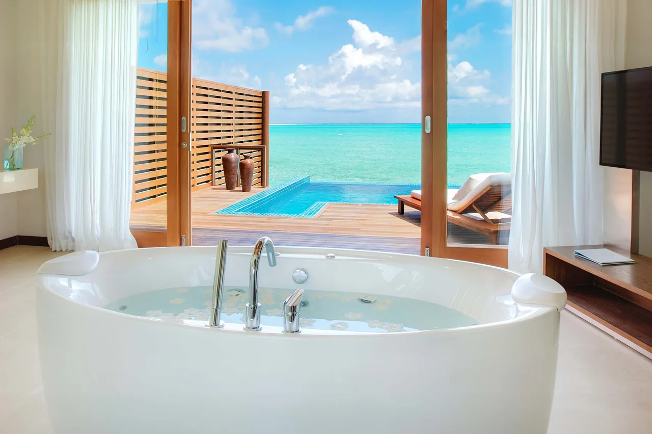 Overwater Villa With Pool and Views photo 2