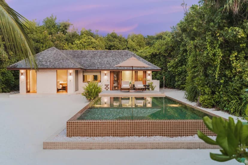 Luxury Villa With Sunset Pool View