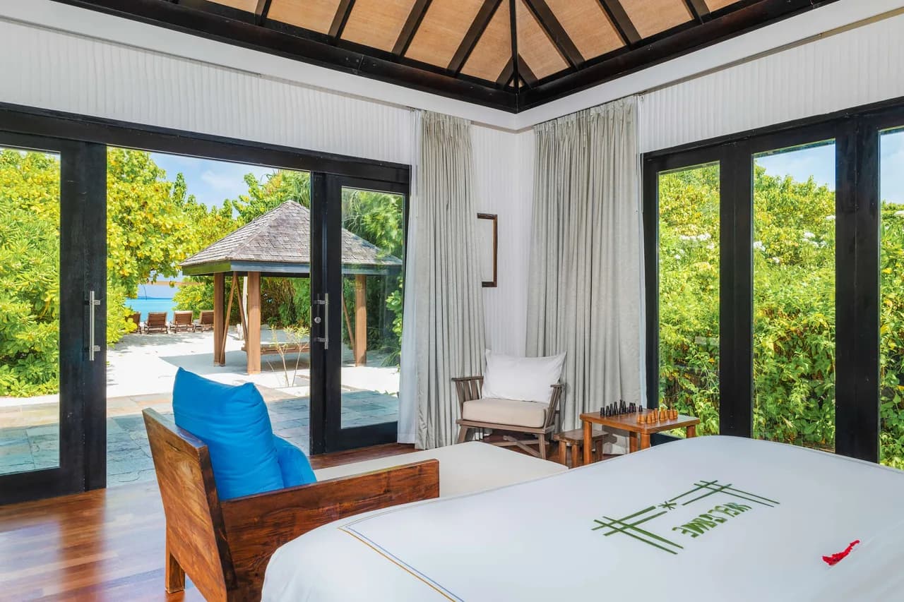 Beachside 2BR Villa Infinity Pool photo 4