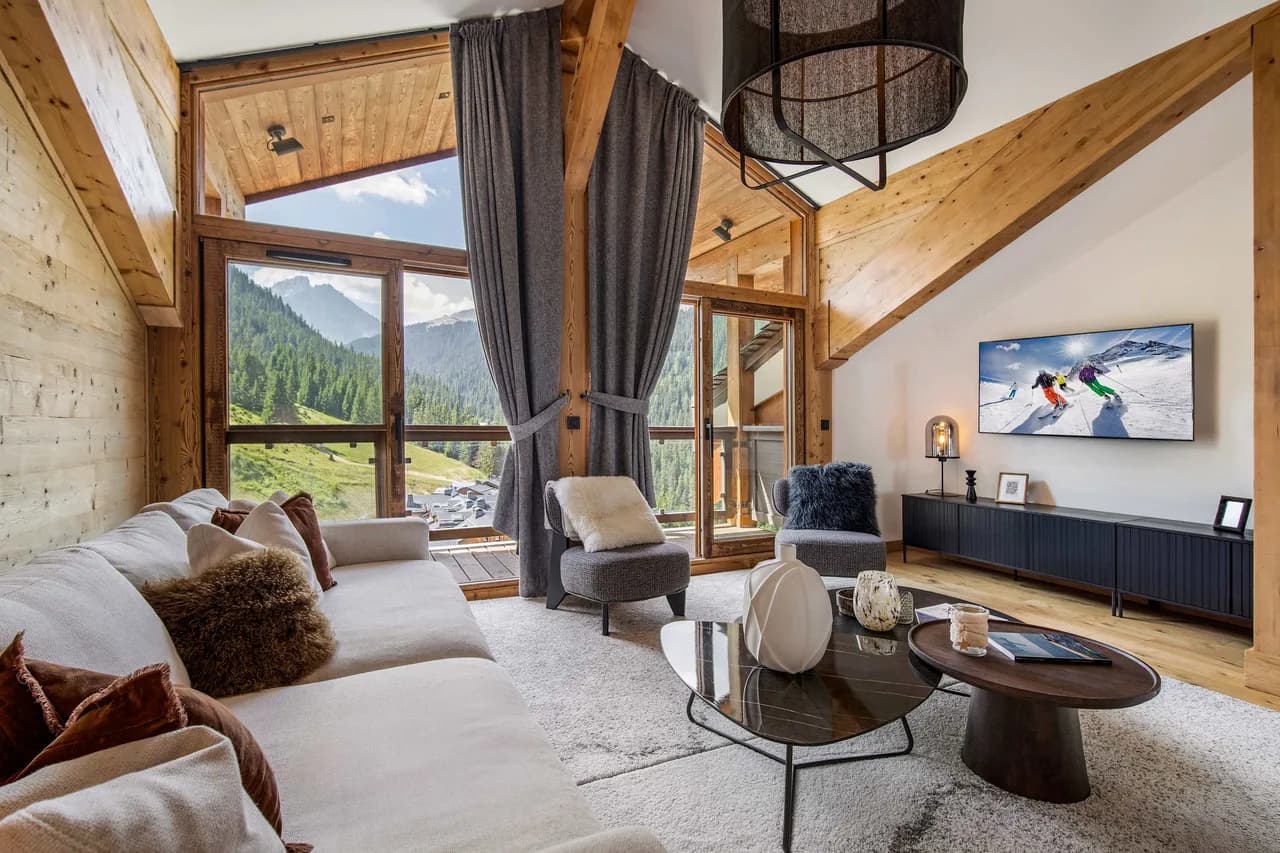 Private Floor Nine Bedroom Villa in Courchevel photo 2