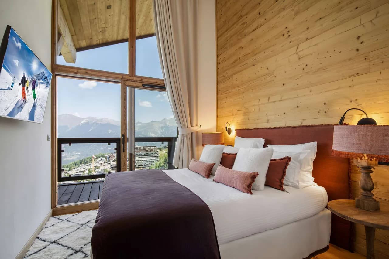 Private Floor Nine Bedroom Villa in Courchevel photo 3