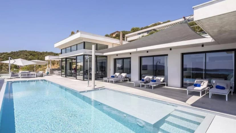 Luxury South Corsica Villa With Pool
