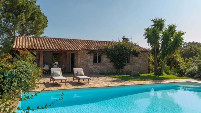 Infinity Pool and Lavender Garden Villa