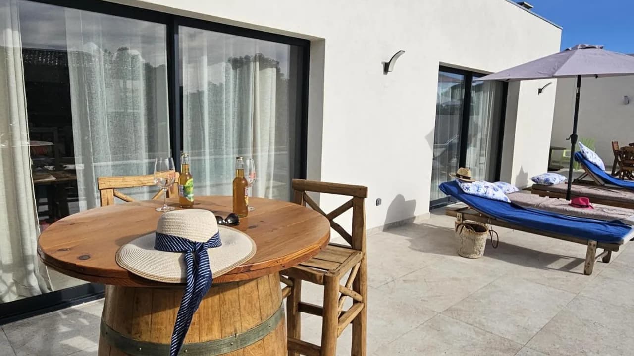Tranquil Corsican Villa by Sandy Shore photo 4