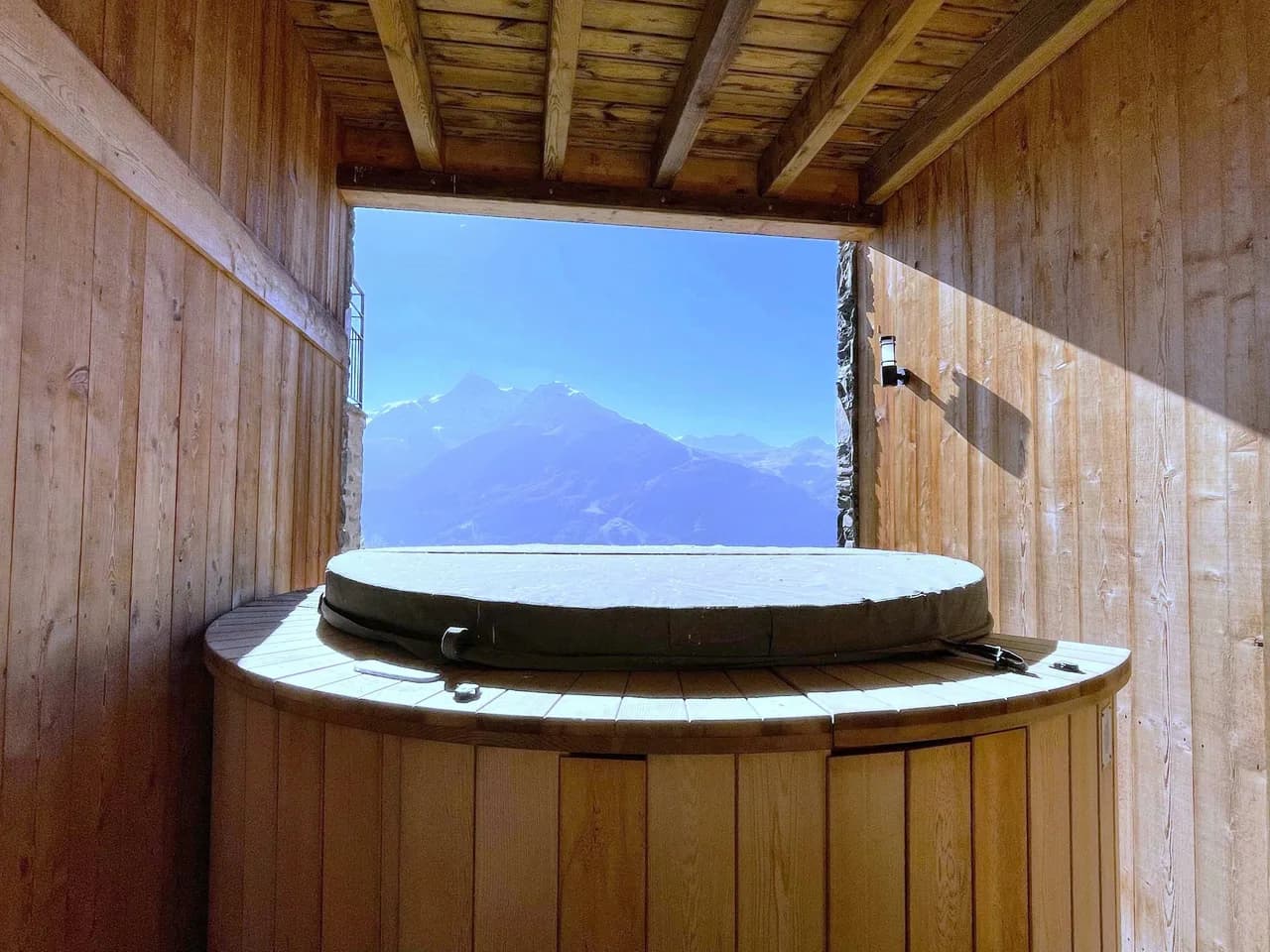 Cozy Alpine Chalet With Private Sauna photo 3