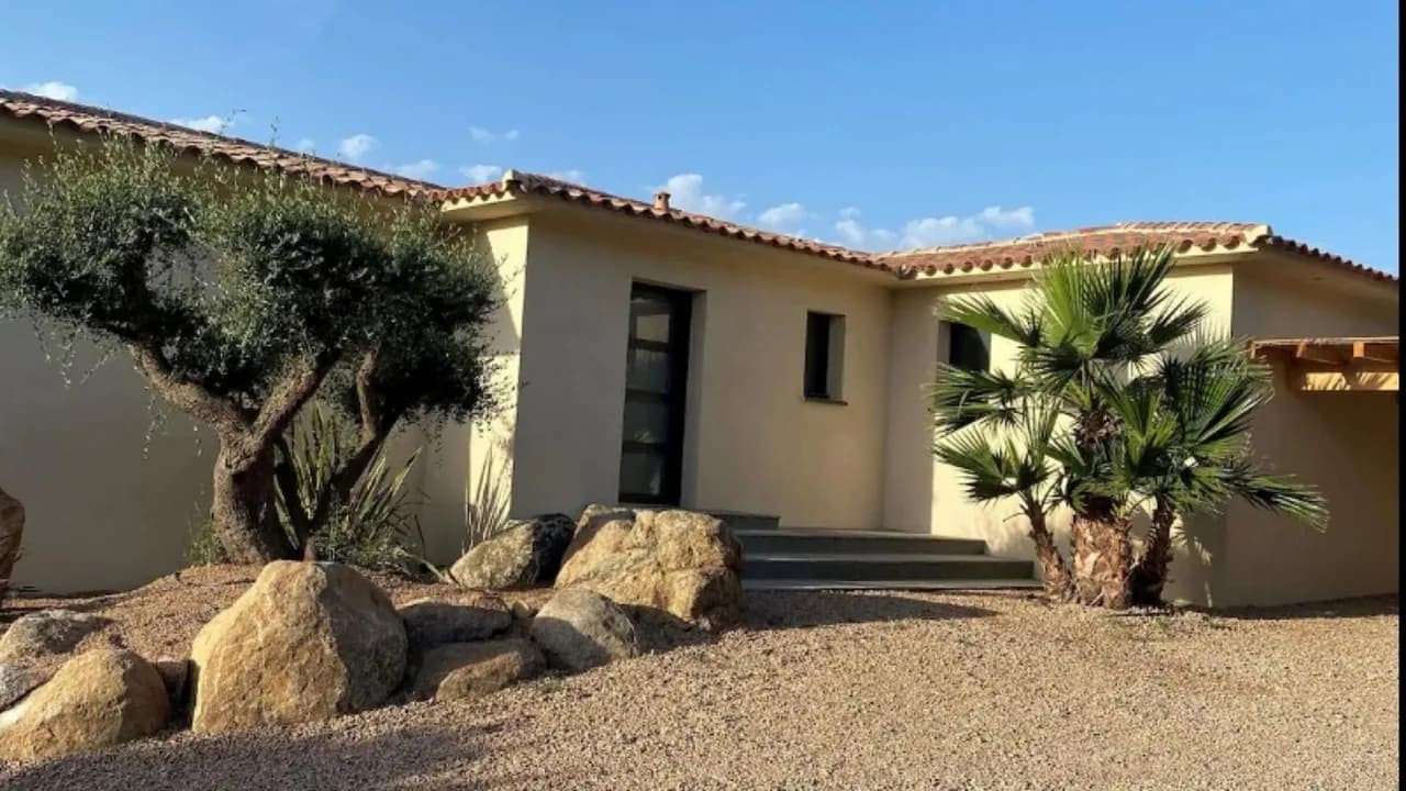 Spacious Corsica Villa With Heated Pool photo 4