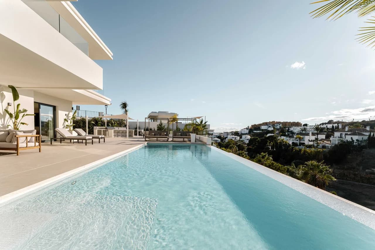 Luxury Gym Villa with Sea Views in Serrania de Ronda photo 3