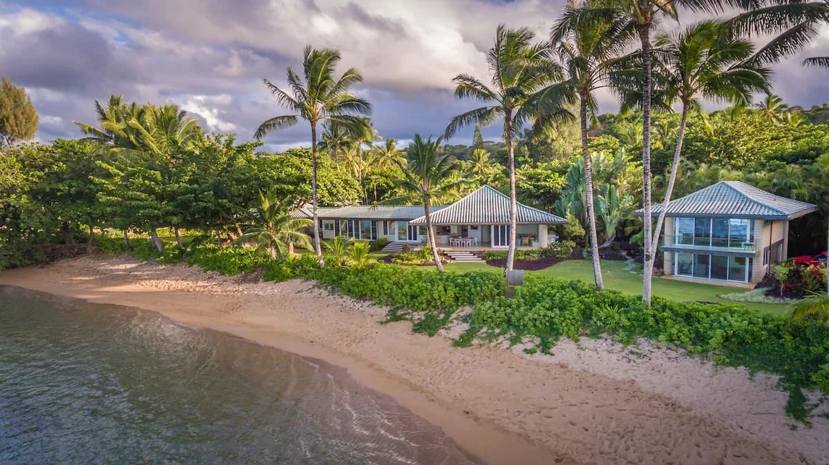 Beachfront Four-Bedroom Estate in Kauai