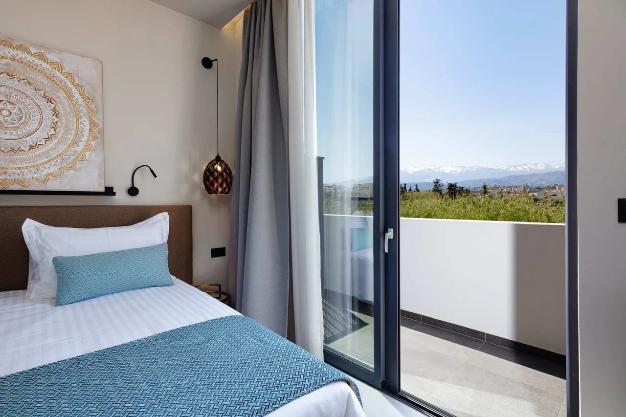 Elegant Villa Stay With Private Pool photo 3