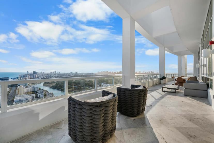 Ocean View Four Bedroom Villa in Miami Beach