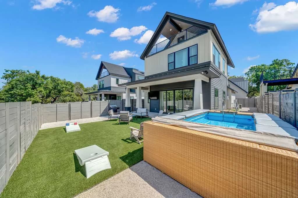 Sprawling Luxury Compound in Austin