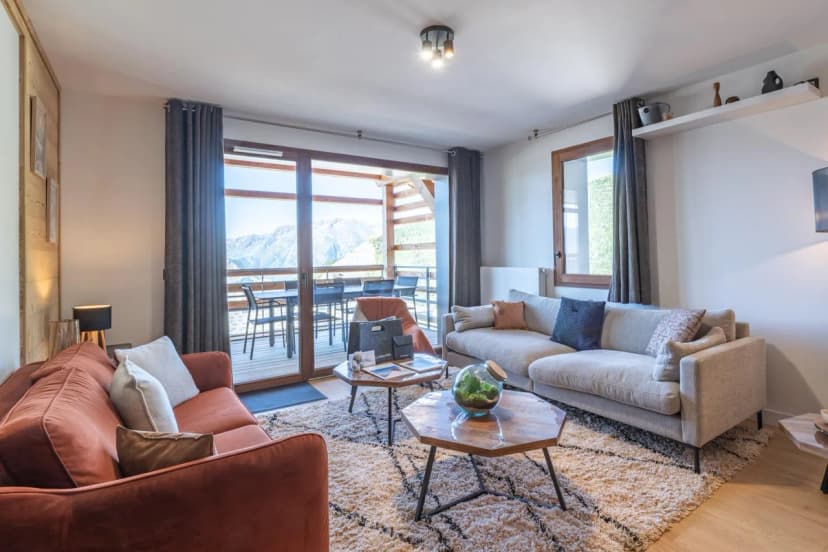 Warm Alpine Apartment With Mountain Charm