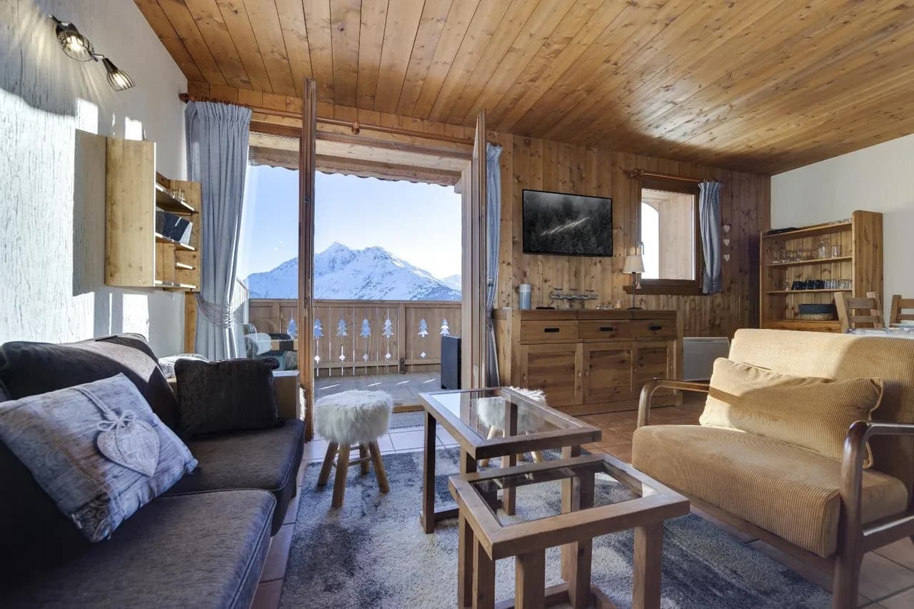6BR Retreat Near Ski Slopes