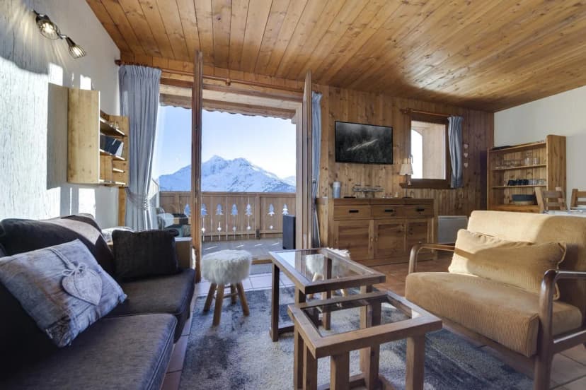 6BR Retreat Near Ski Slopes