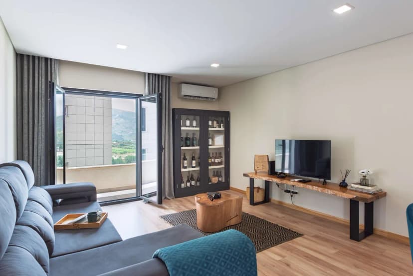 Stylish Douro Valley Stay With Views