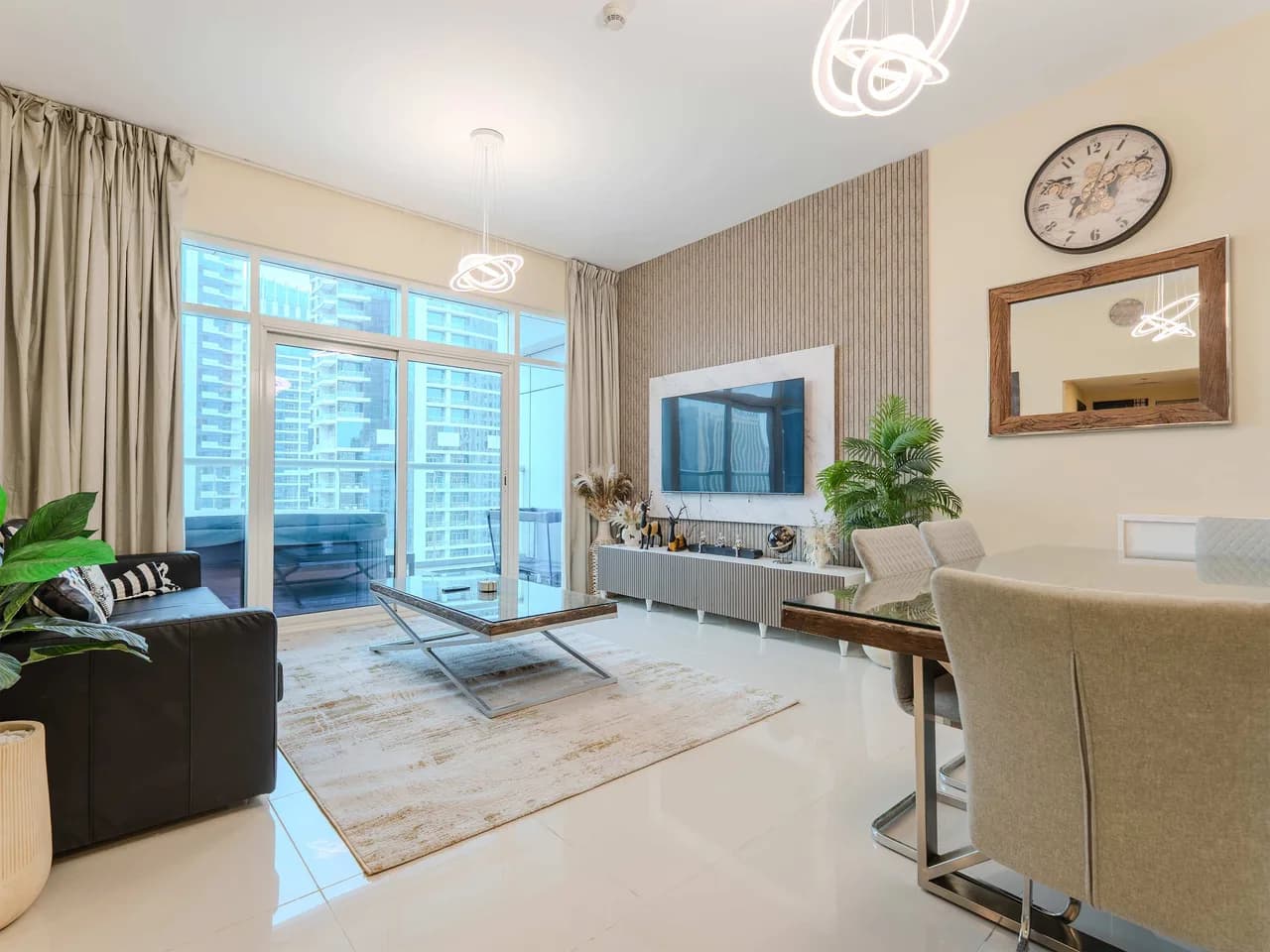 City View Two Bedroom Villa in Dubai Marina