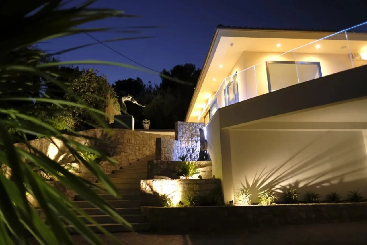 Panorama Heights Villa In Roquebrune-cap-martin photo 2