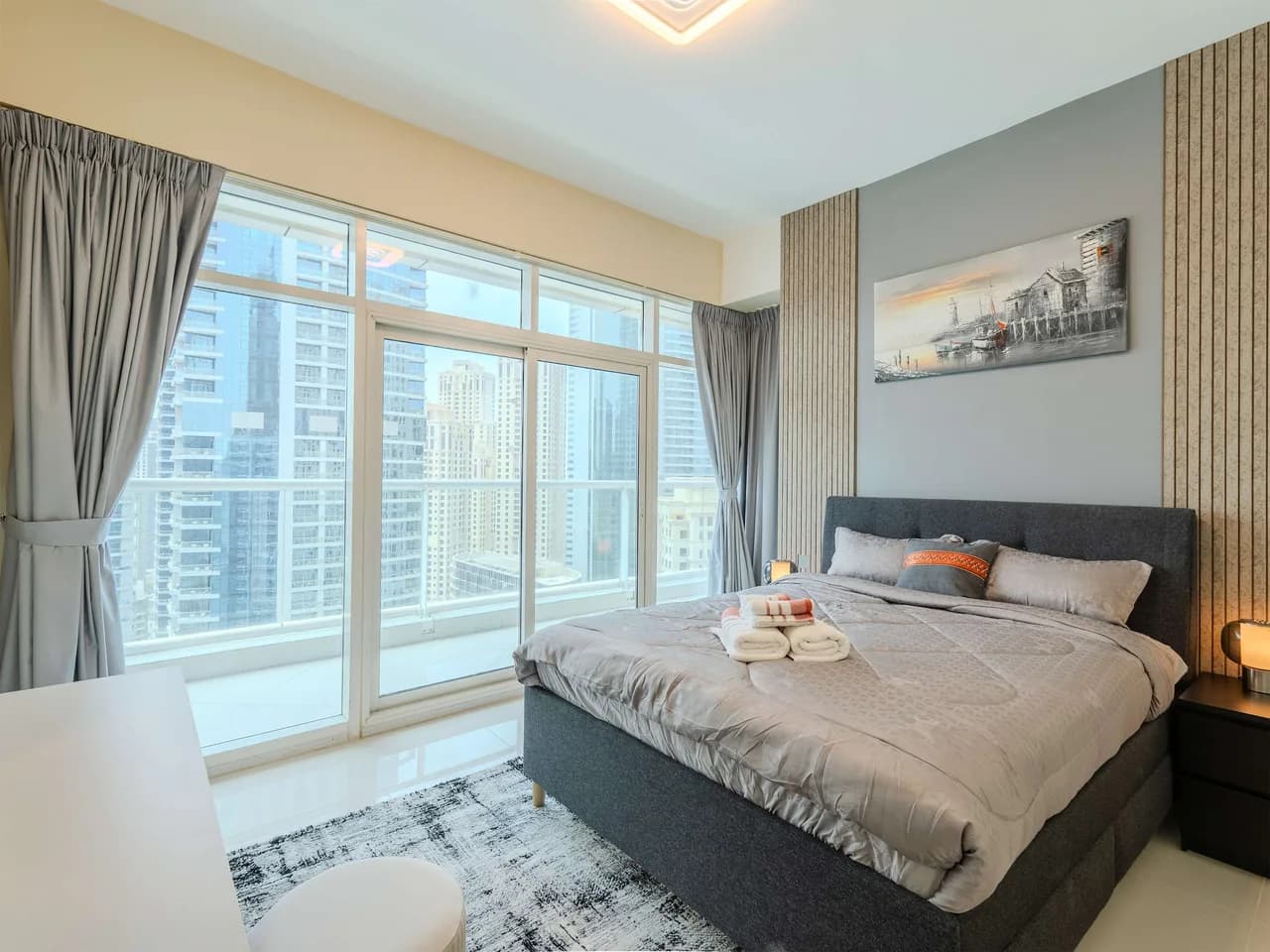 City-View Two Bedroom Villa in Dubai photo 4