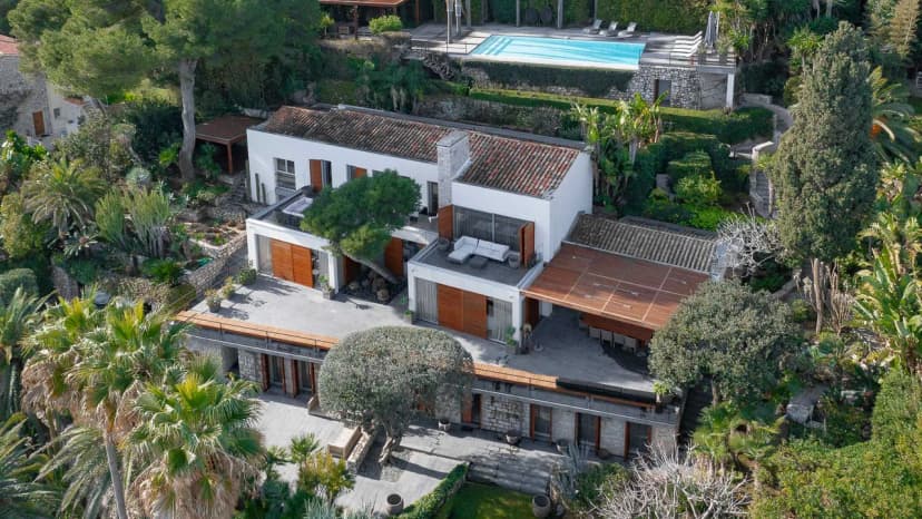 Elegant Villa in Cape Martin with Expansive Views