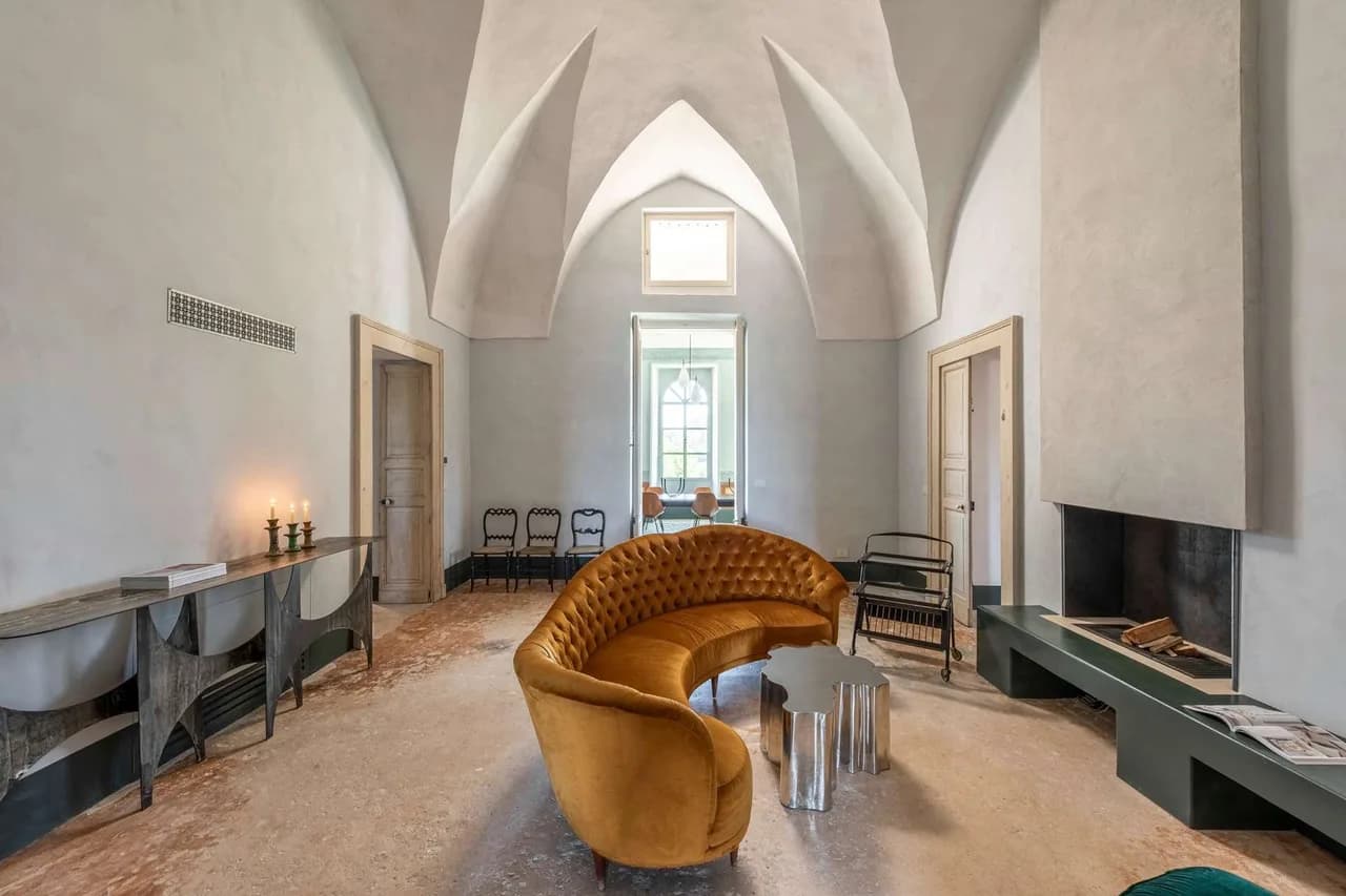 Countryside Villa Offering Authentic Italian Charm photo 2