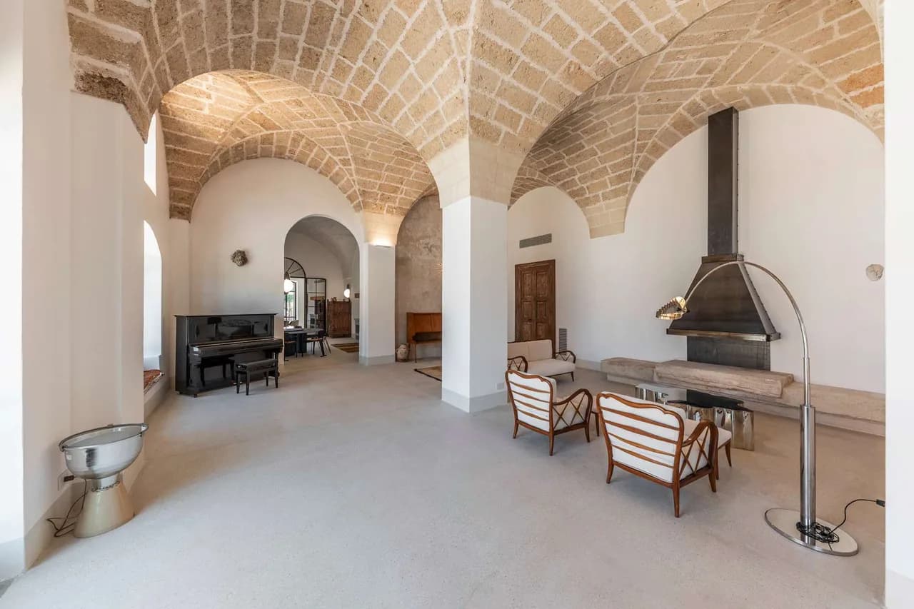 Countryside Villa Offering Authentic Italian Charm photo 4