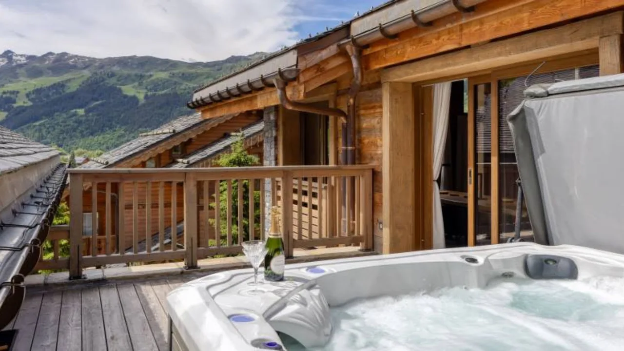 Luxury Ski Retreat With Hammam Jacuzzi photo 3