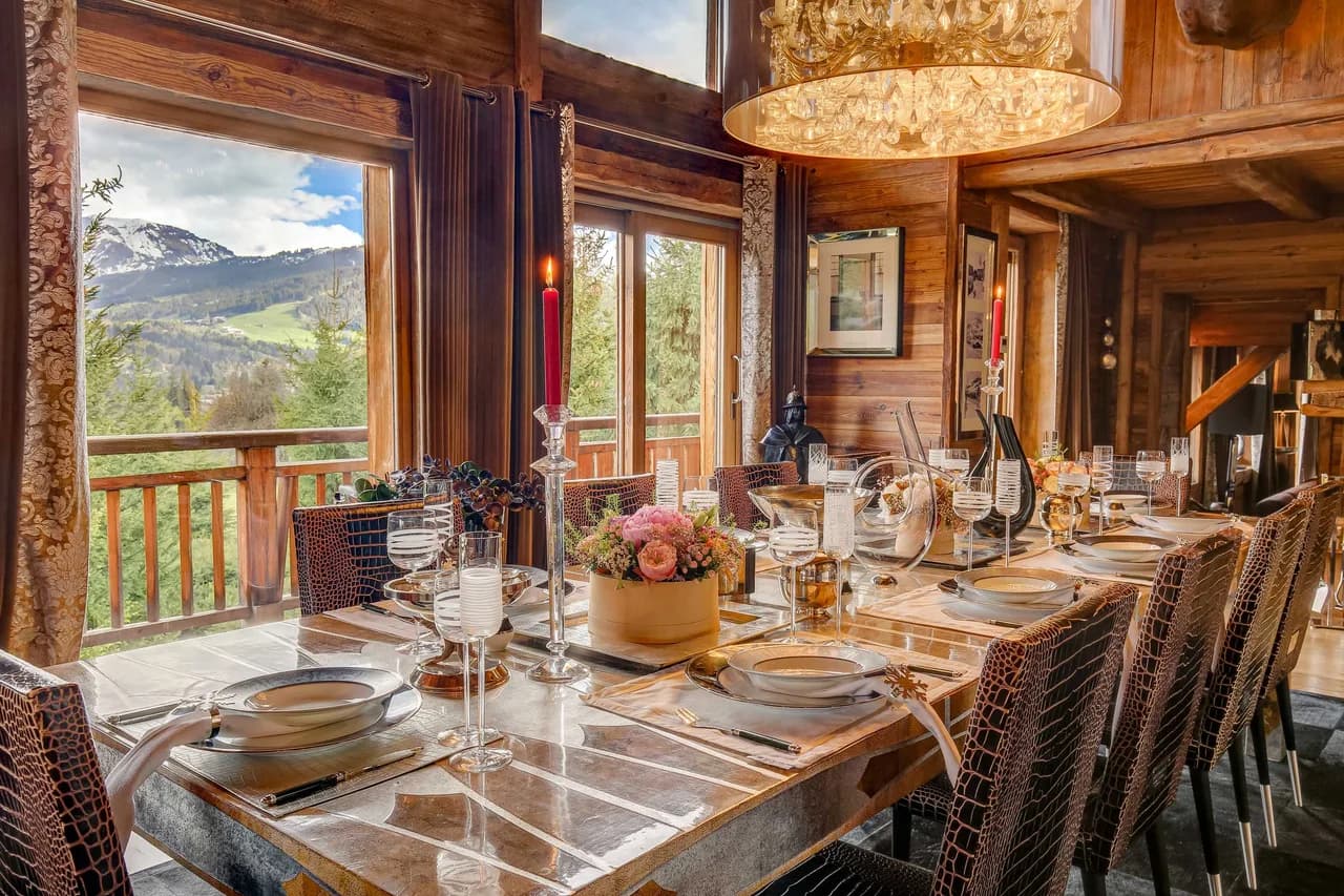 Luxury Six-Bedroom Chalet in Megeve photo 4