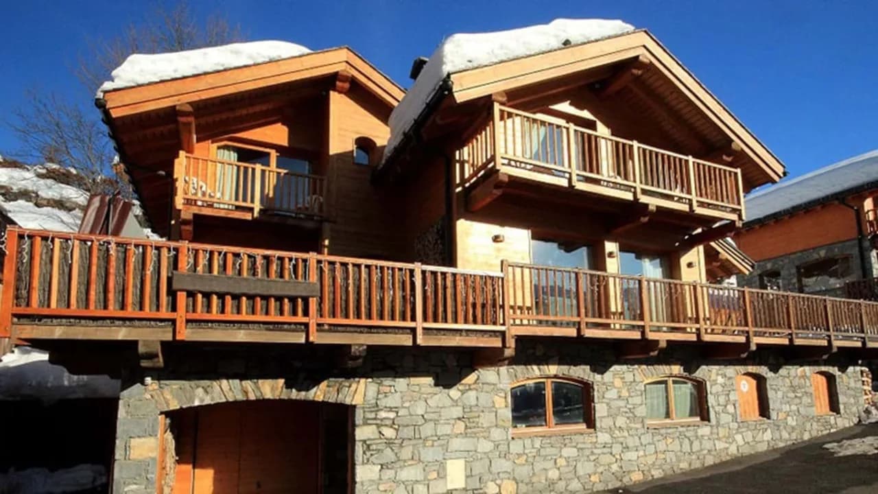 Stunning Mountain Chalet With Sauna