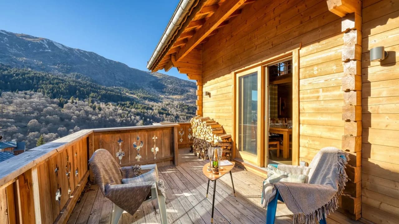 Warm Mountain Chalet With Sauna and Jacuzzi photo 5