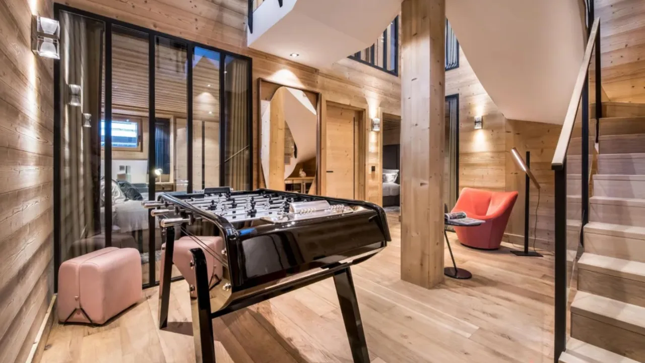 Alpine Retreat With Jacuzzi and Cinema photo 4