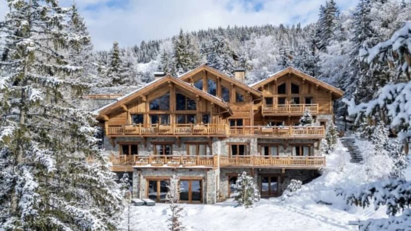 Luxurious Chalet With Indoor Pool and Sauna