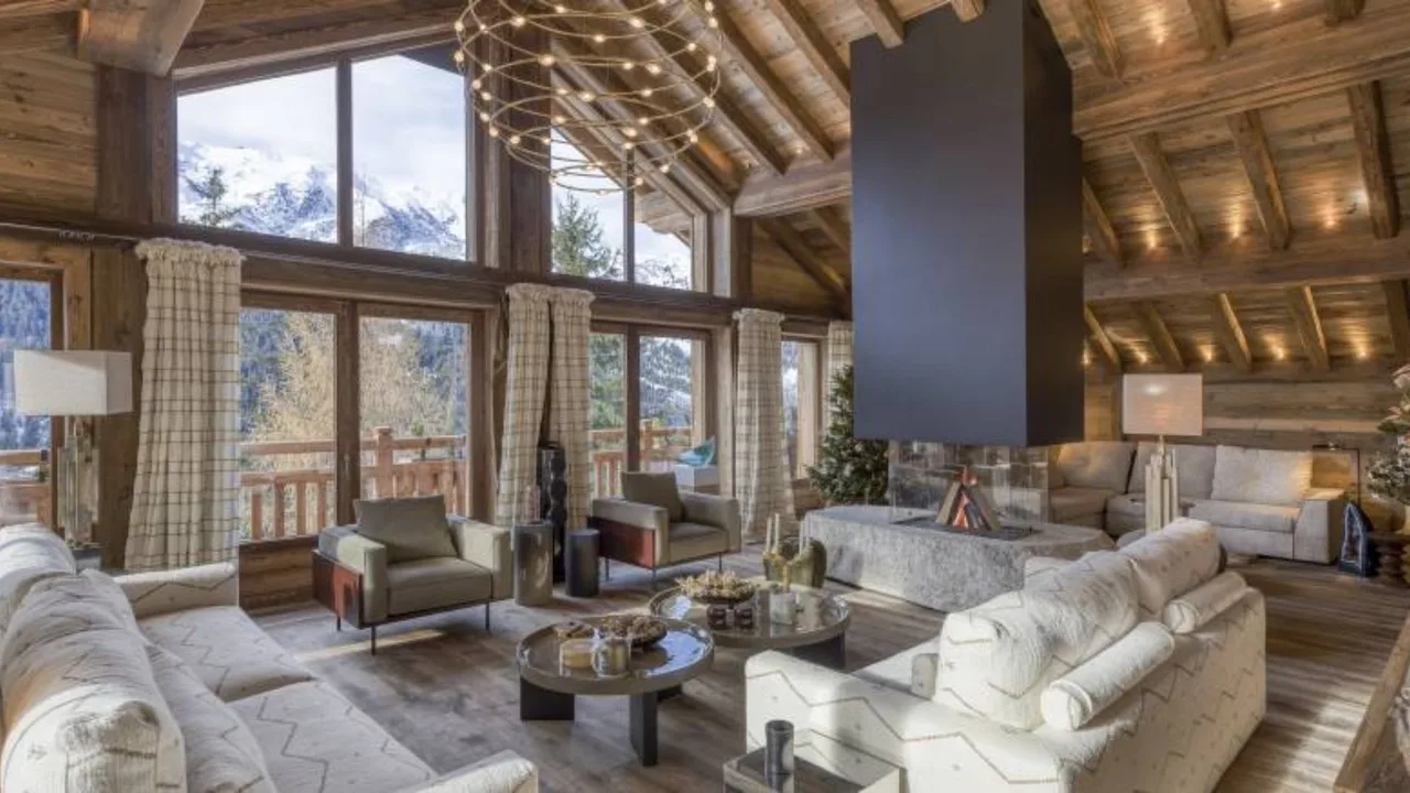 Luxurious Chalet With Indoor Pool and Sauna photo 2