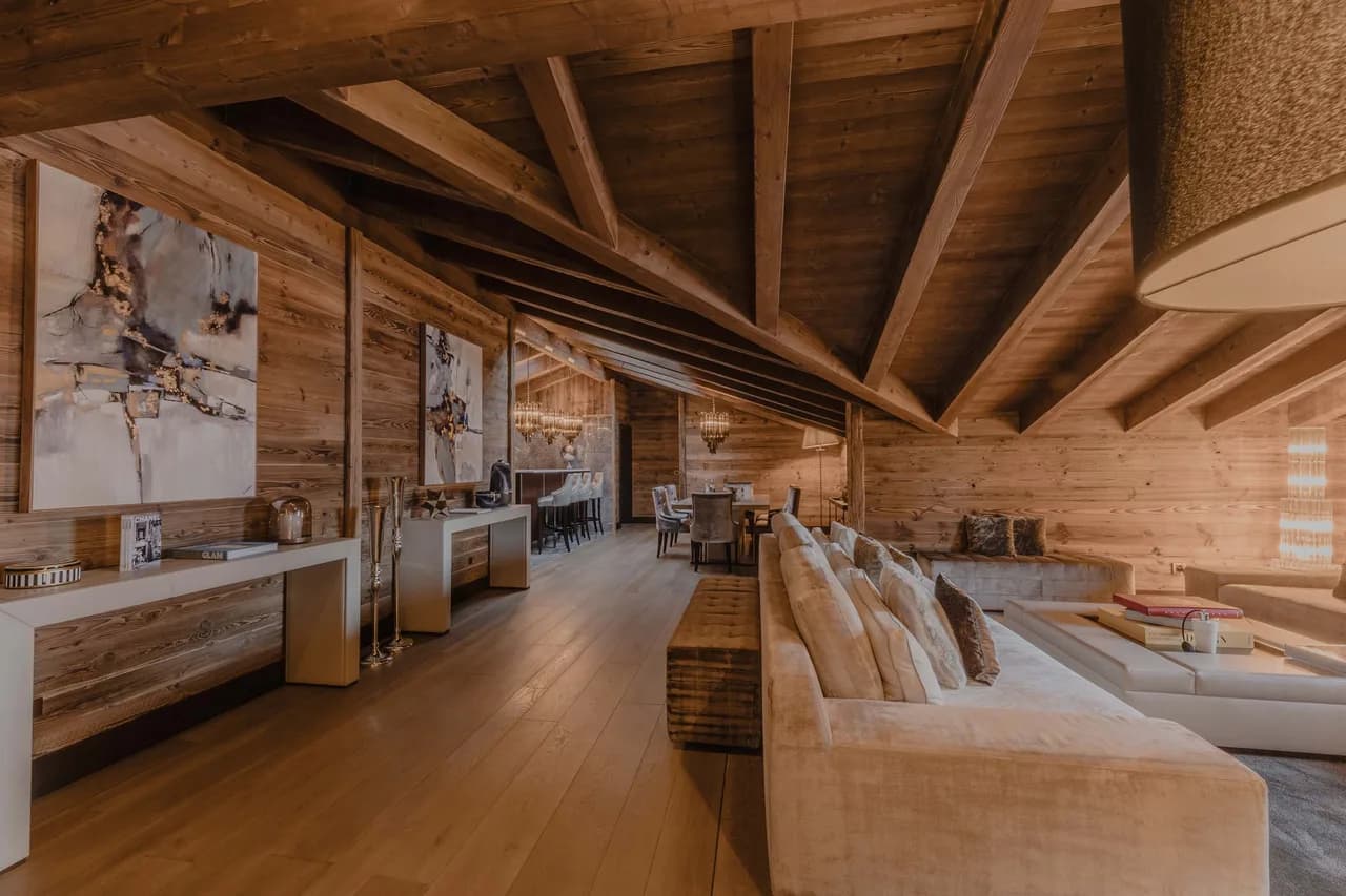 Elegant 3BR Residence With Jacuzzi photo 4
