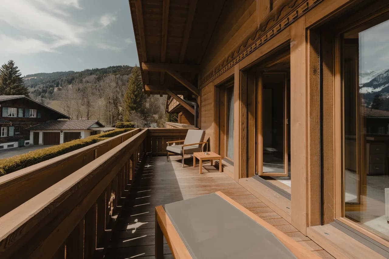 Luxury Alpine Chalet in Saanen photo 4