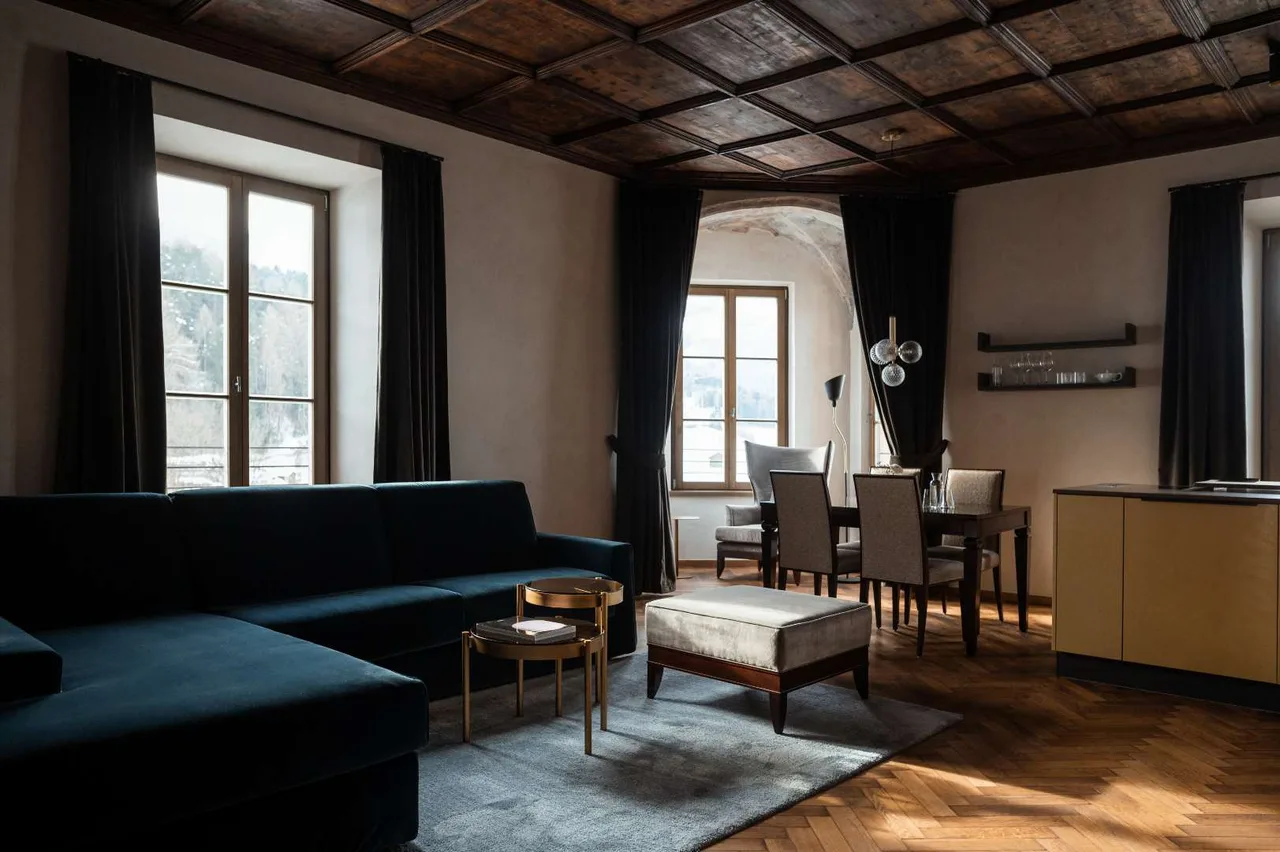 Modern Alpine Luxury Surrounded by Nature photo 2