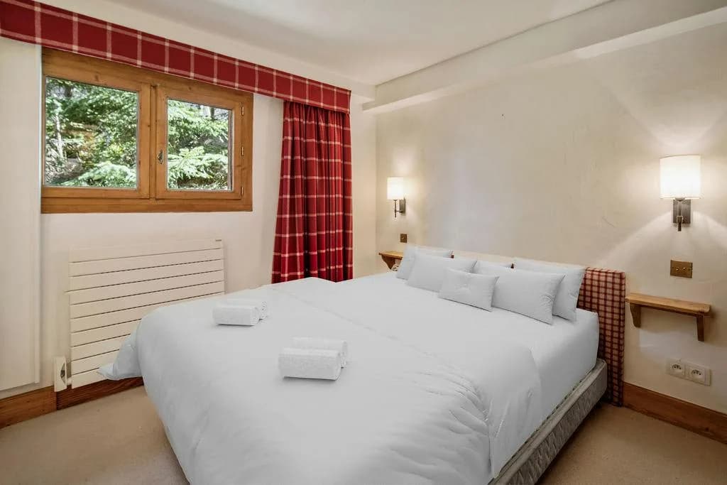 Luxury Mountain Chalet Near Village Centre photo 3