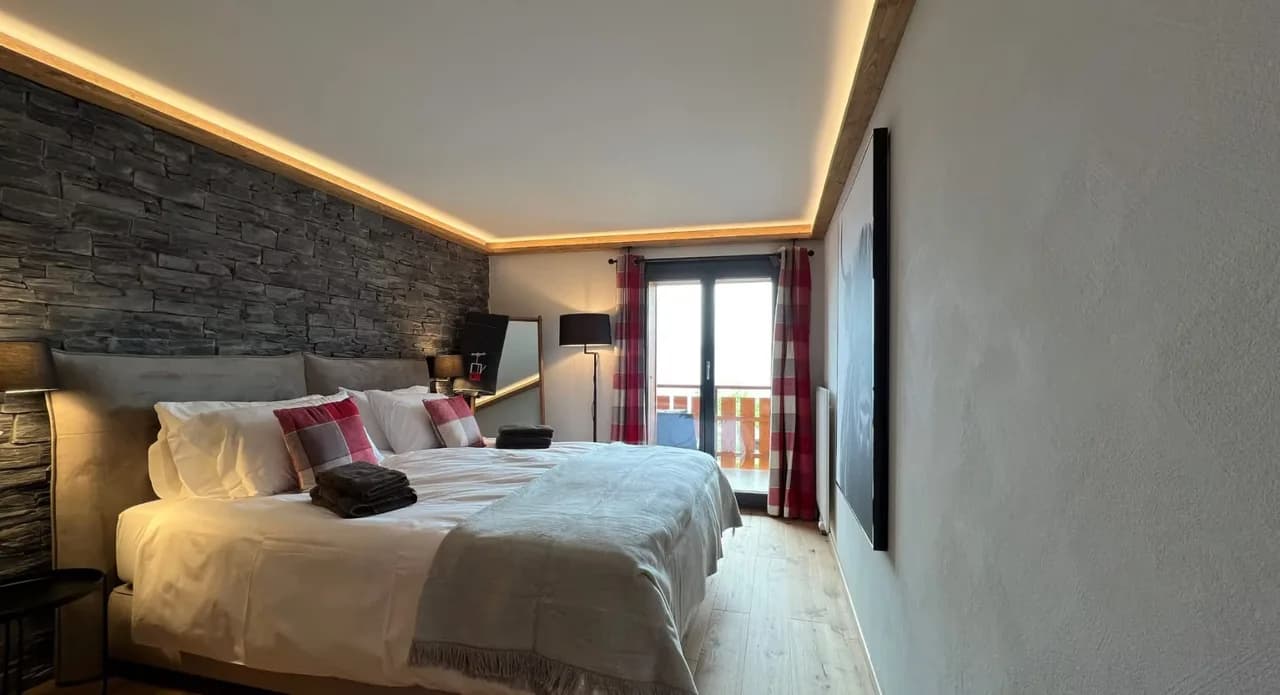 Cozy Alpine Retreat With Modern Touch photo 2
