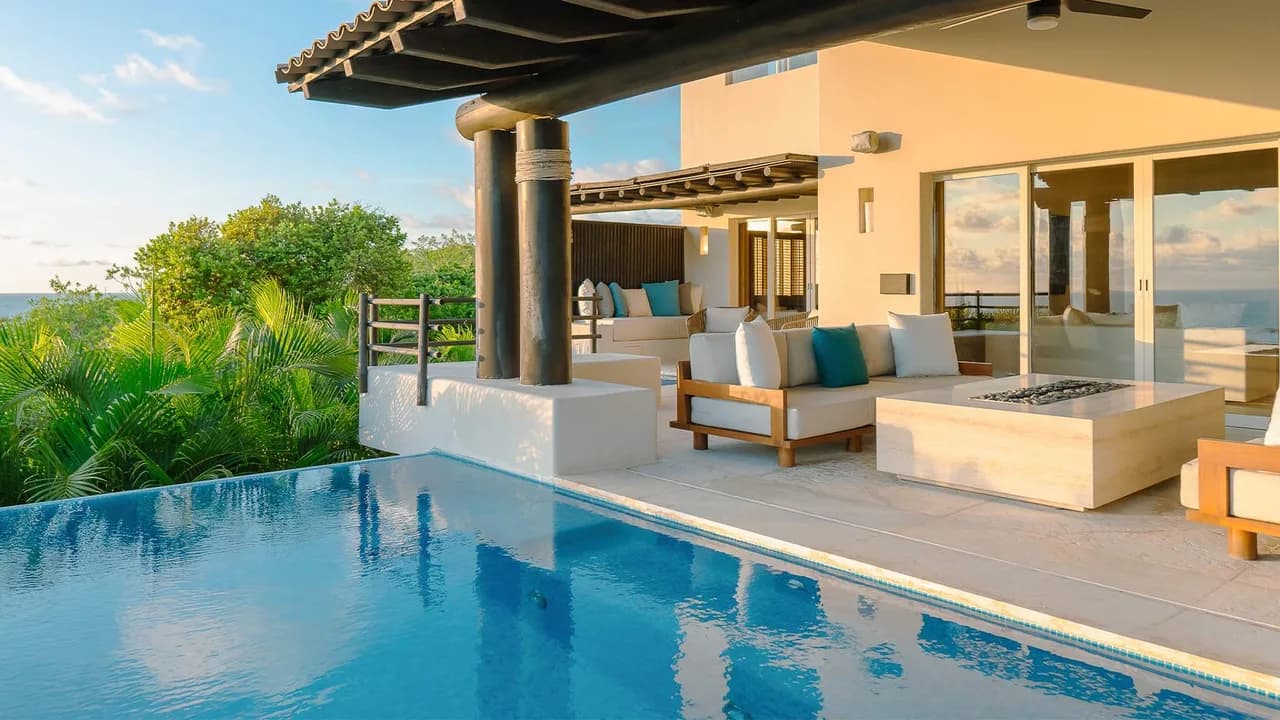 Spacious Villa With Ocean and Palm Views