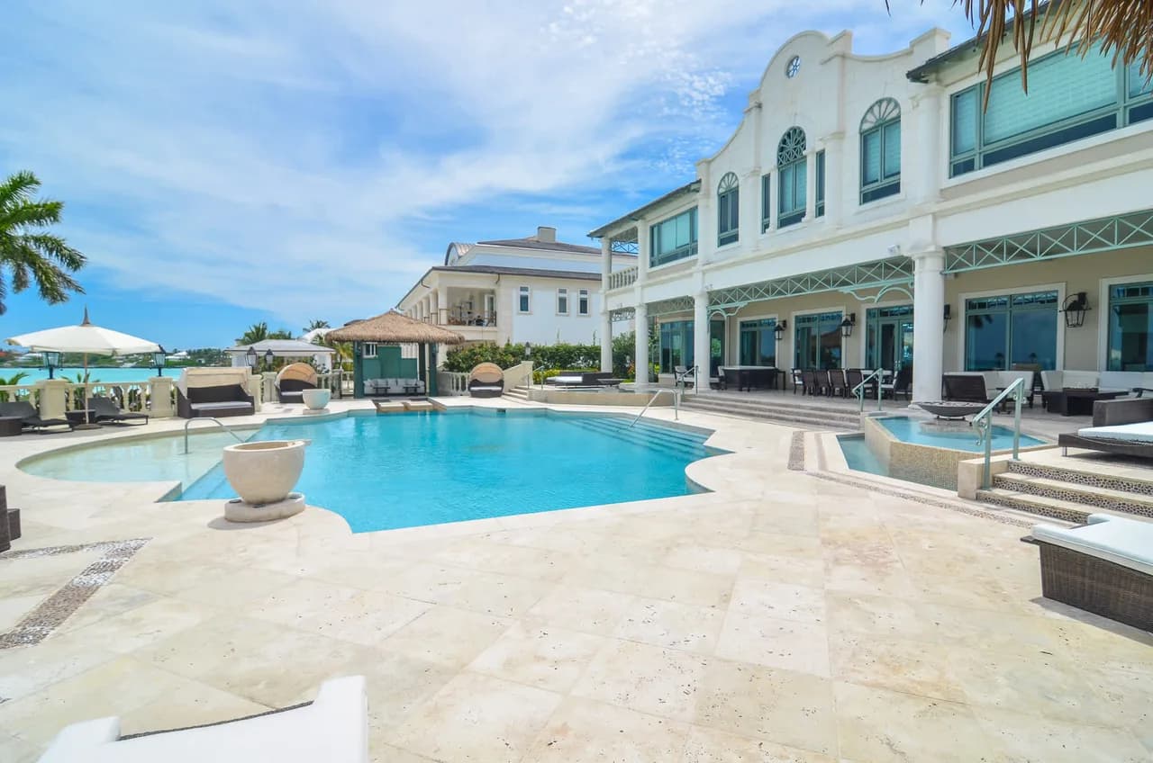 Elegant Caribbean Villa With Grand Design