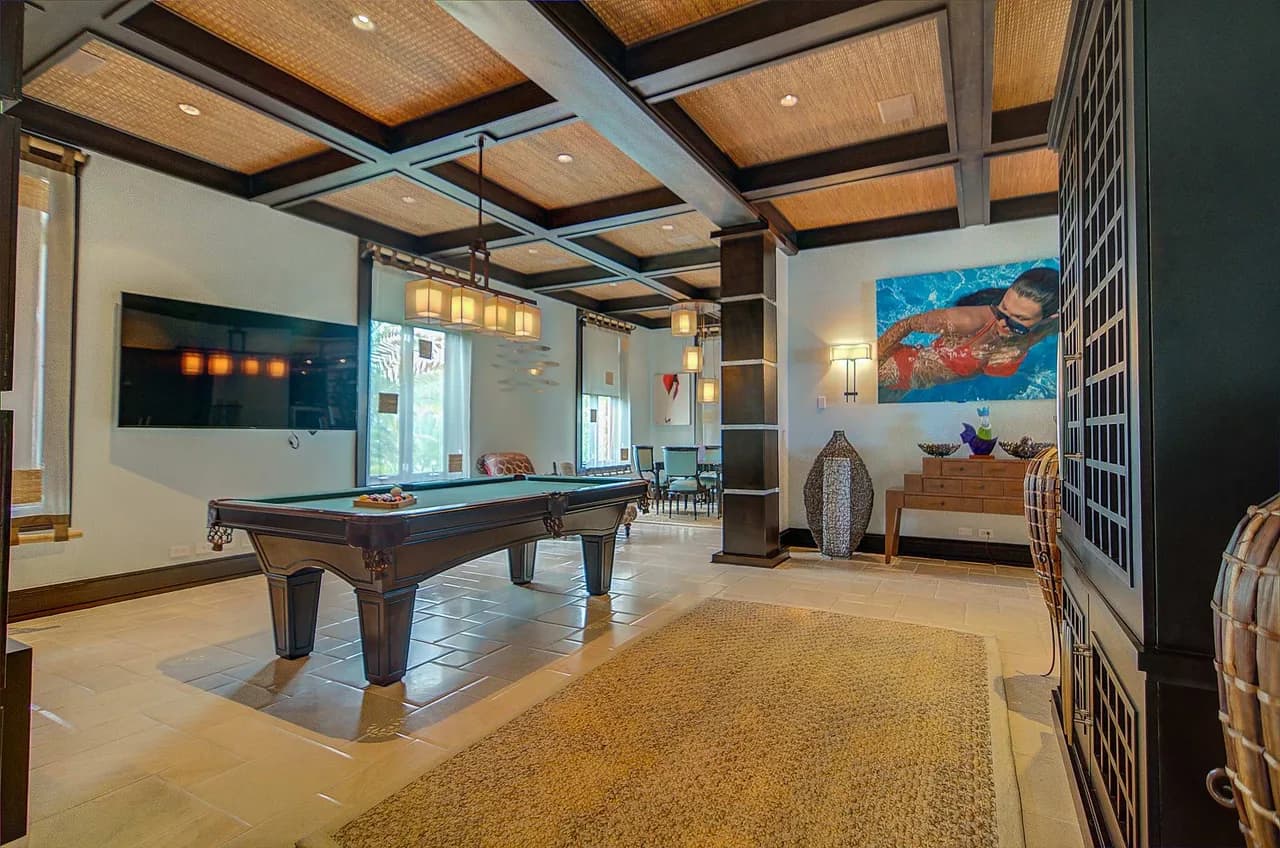 Elegant Caribbean Villa With Grand Design photo 5