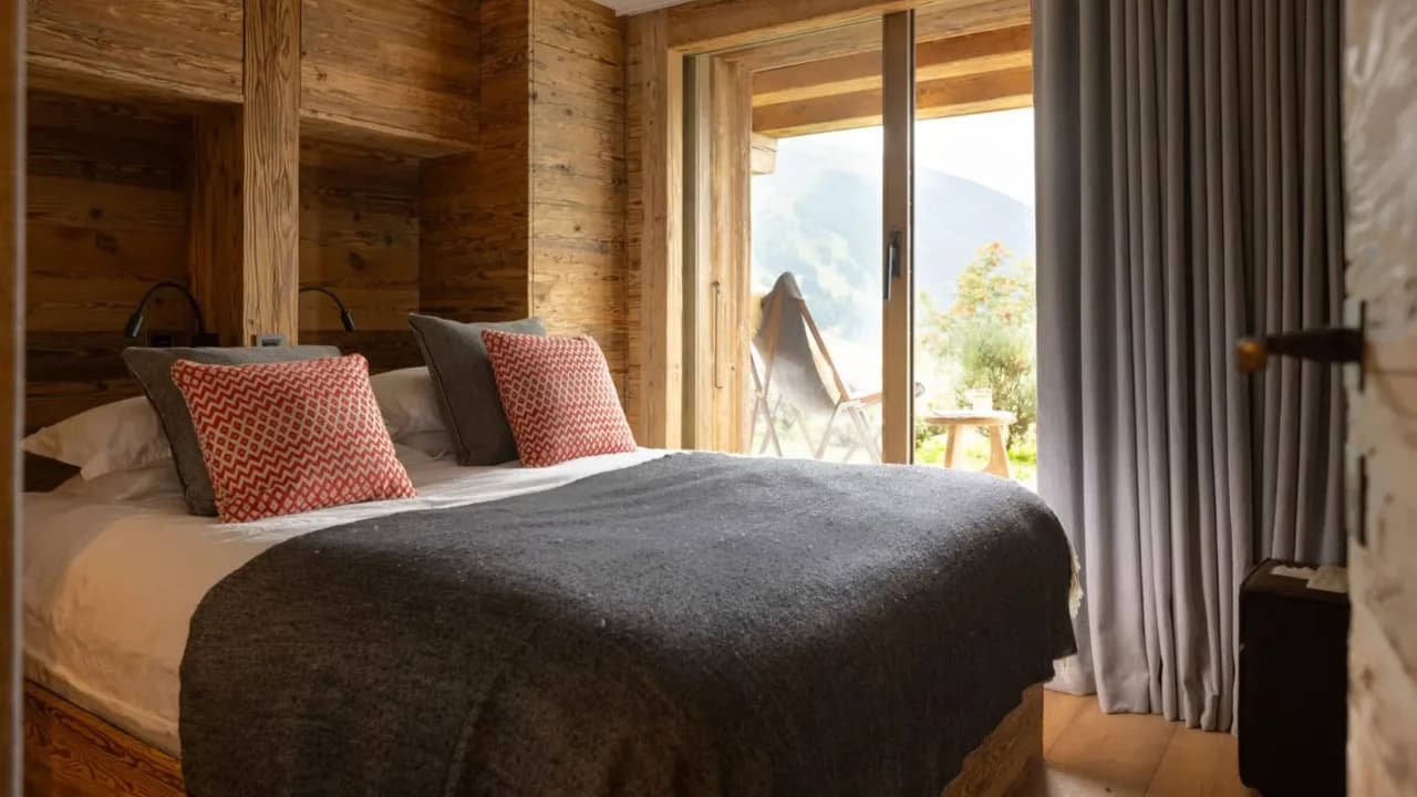 Verbier Getaway With Outdoor Hot Tub photo 2