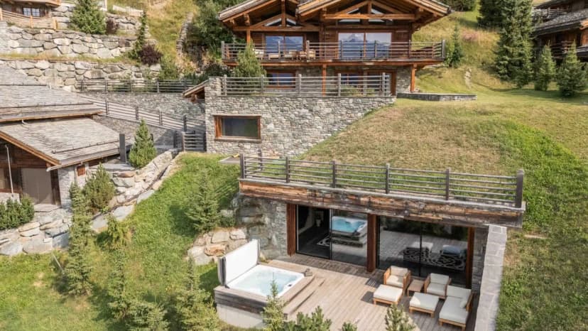 Exclusive Verbier Hideaway With Scenic Views