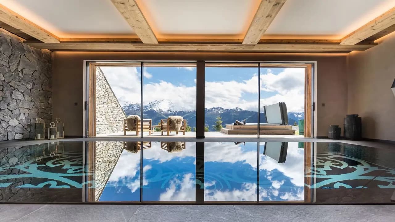 Exclusive Wellness Estate With Indoor Pools photo 4